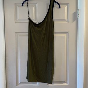One shoulder green dress